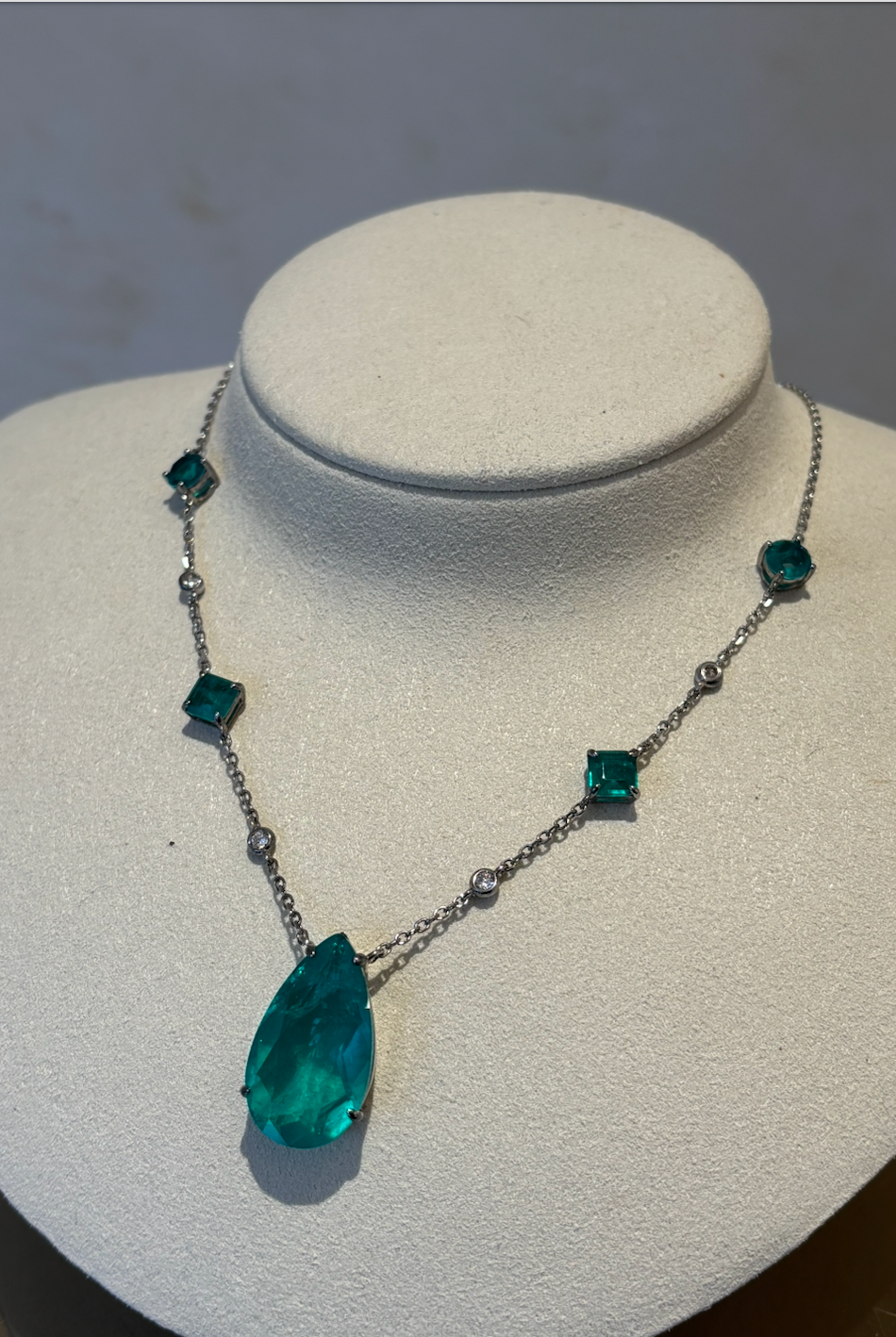 Green Quartz Necklace